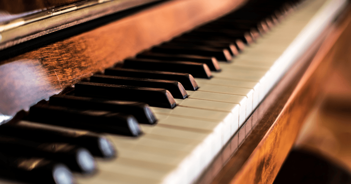 How To Teach Your Piano Students To Play With A Beautiful